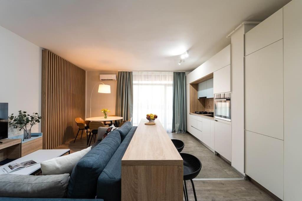Apartment Vivalia V6, Free Private Parking Timisoara Ngoại thất bức ảnh